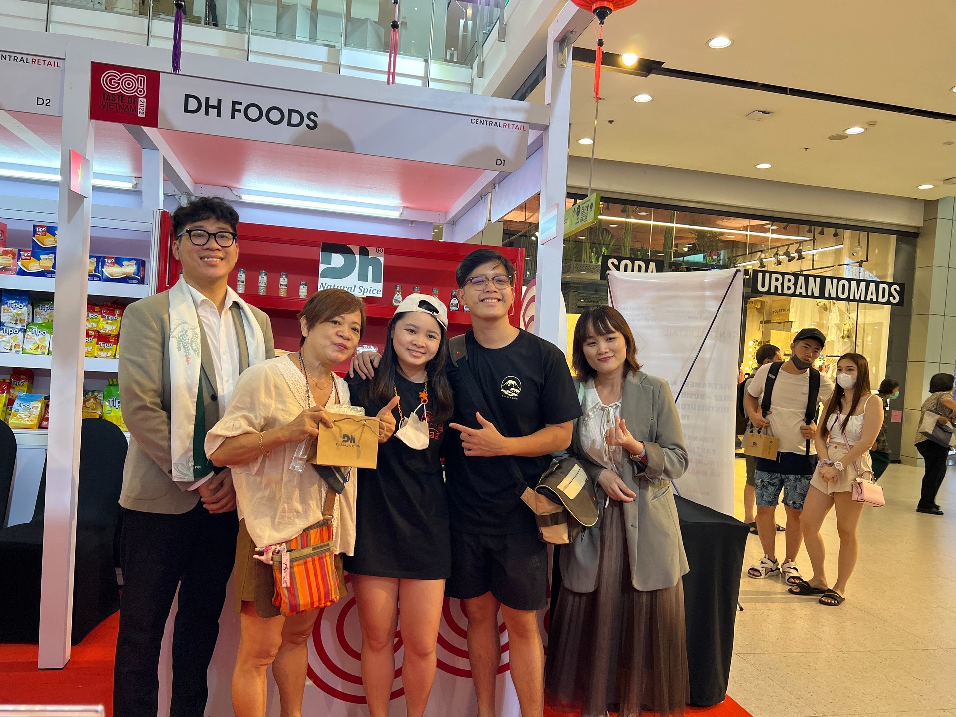 Tuan_le_hang_viet_nam_tai_thai_lan___Dh_Foods_23.jpg